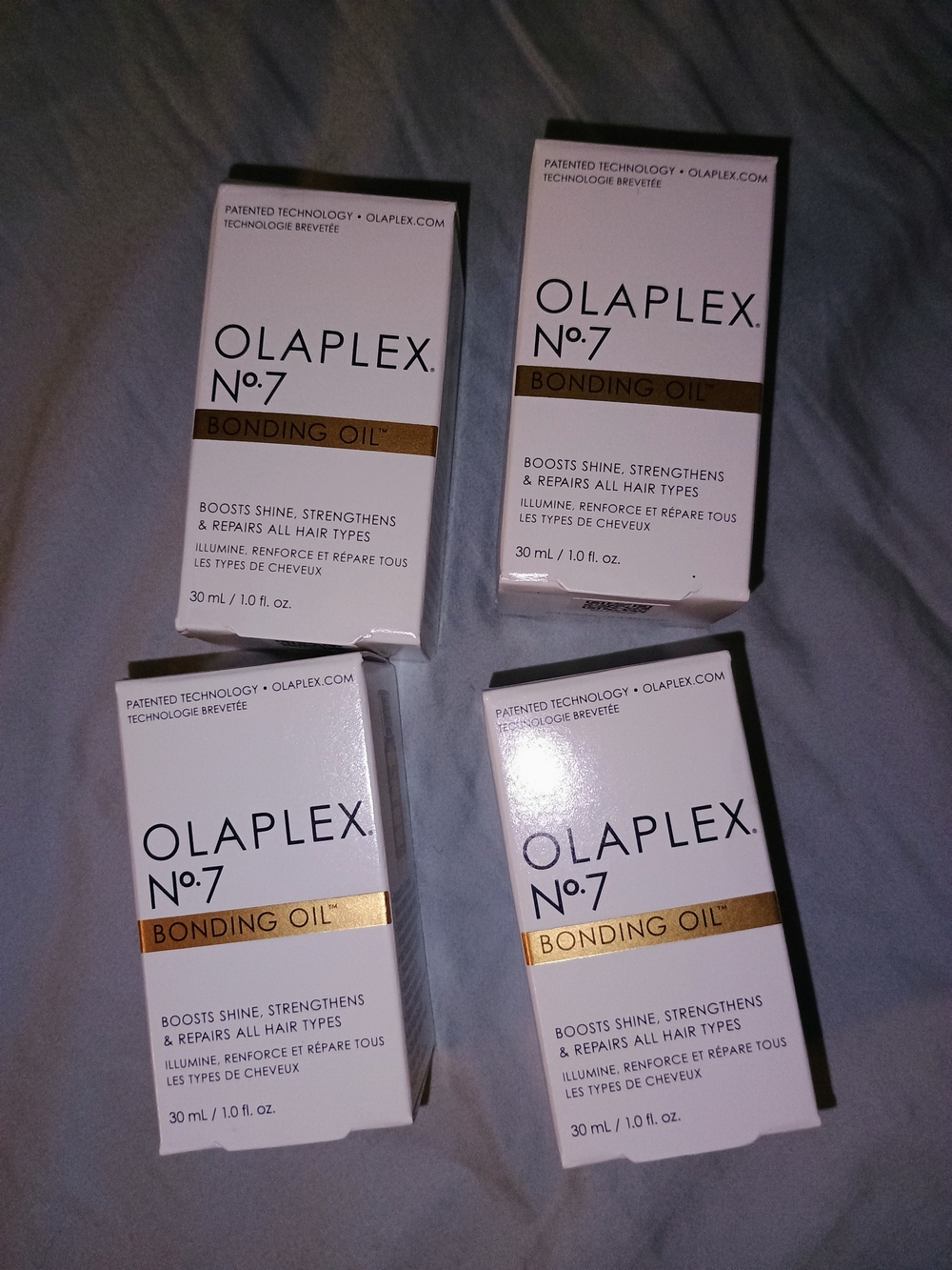 OLAPLEX No.7 Bonding Oil - Gold & White Boxed Set